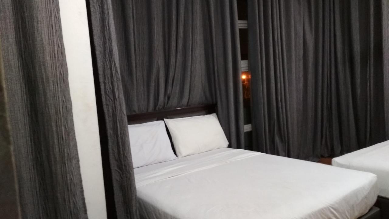 The Hb Hotel Shah Alam Esterno foto